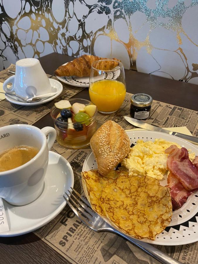 Hotel Le Berry Saint-Nazaire Экстерьер фото