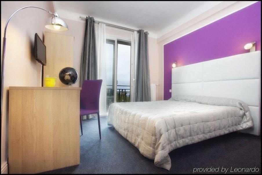 Hotel Le Berry Saint-Nazaire Экстерьер фото