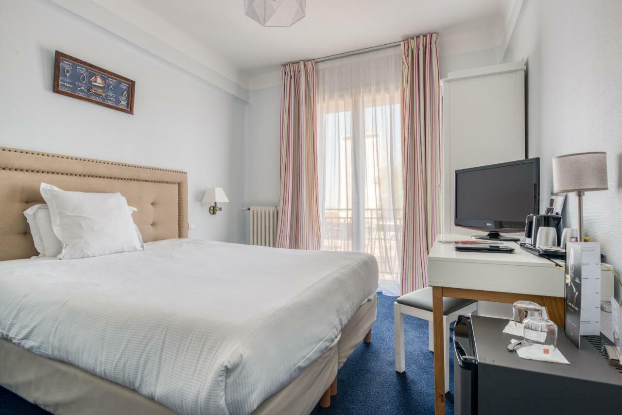 Hotel Le Berry Saint-Nazaire Экстерьер фото