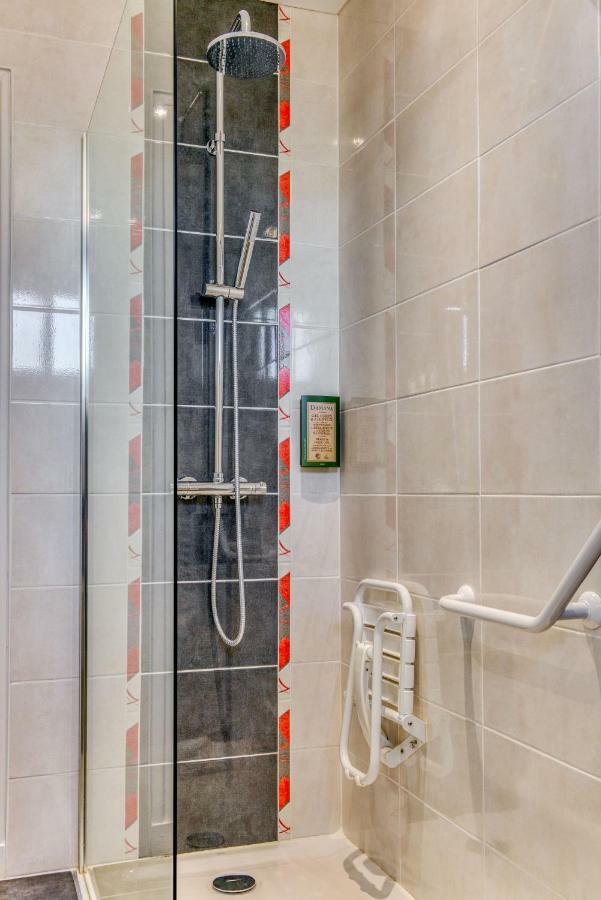 Hotel Le Berry Saint-Nazaire Экстерьер фото